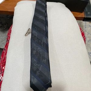 Black striped skinny tie